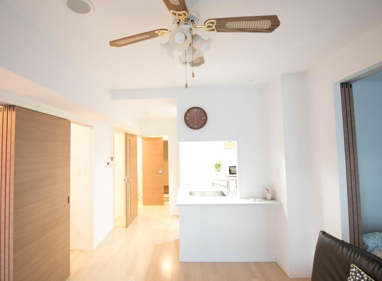 クリスタルエグゼ 日本橋 Apartment Осака Екстериор снимка
